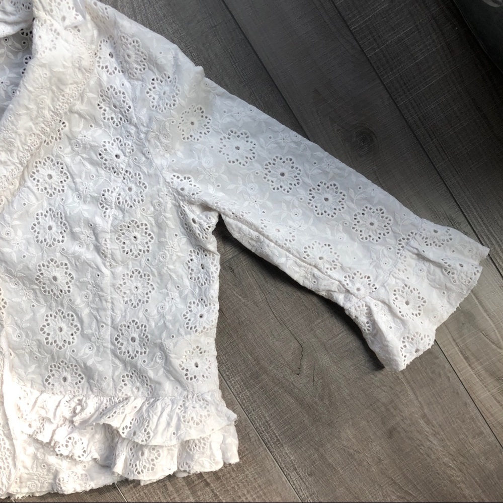 White Ruffled Eyelet Lace Jacket M - Picture 4 of 9